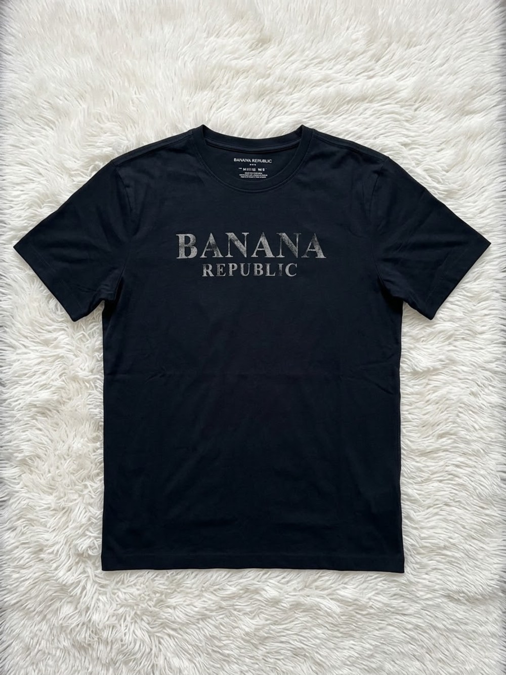 Banana Republic Men's Black Logo Crew Tee with Subtle Metallic Print NEW!